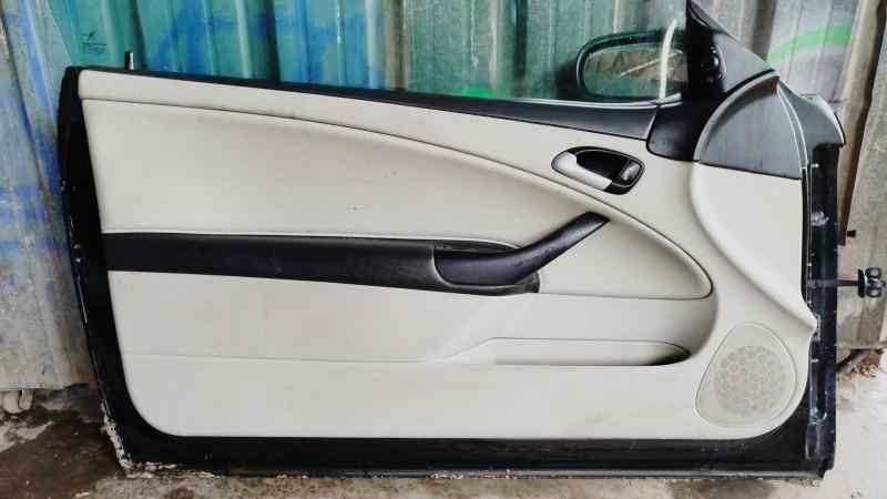 GUARNECIDO PUERTA DELANTERA IZQUIERDA