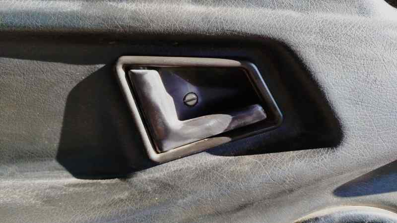 MANETA INTERIOR DELANTERA IZQUIERDA