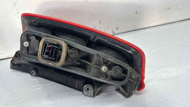 PILOTO TRASERO DERECHO