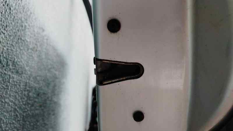 CERRADURA PUERTA TRASERA DERECHA 