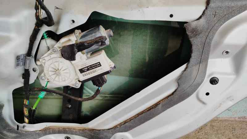 LUNA TRASERA DERECHA