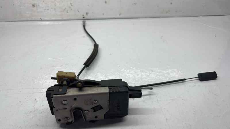 CERRADURA PUERTA DELANTERA IZQUIERDA 