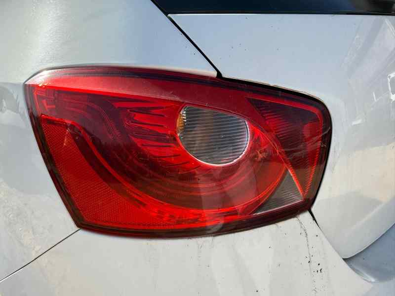 PILOTO TRASERO IZQUIERDO