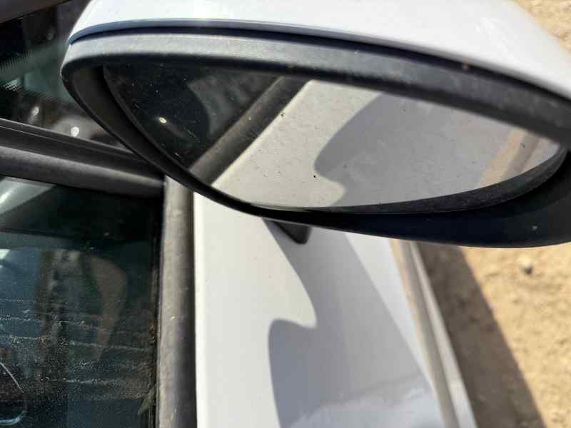 RETROVISOR DERECHO