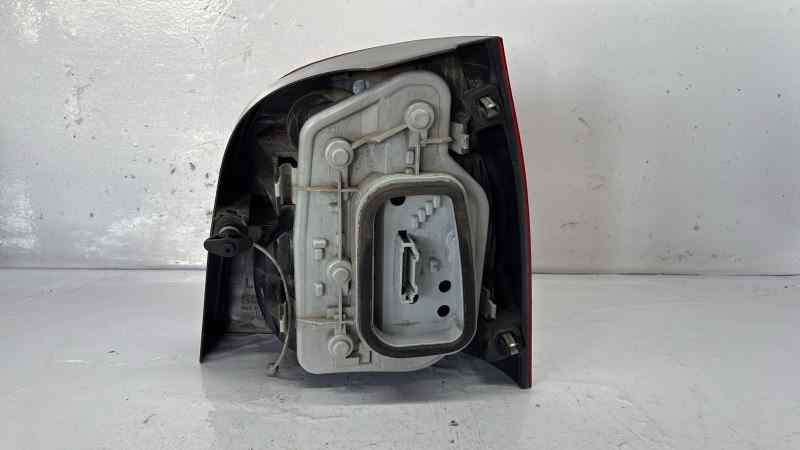 PILOTO TRASERO IZQUIERDO