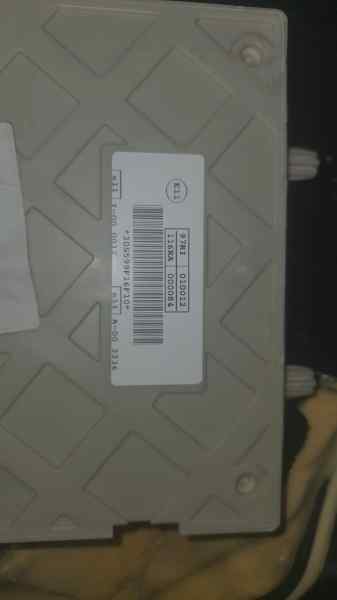 CAJA RELES / FUSIBLES