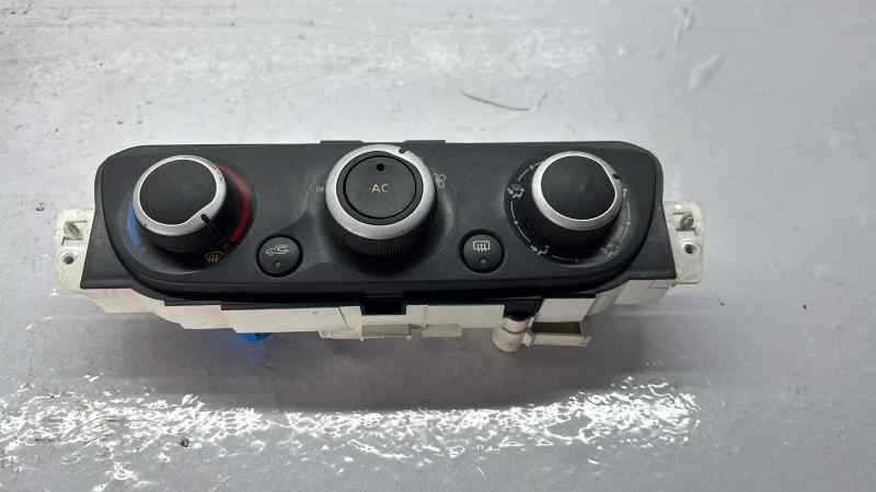 MANDO CALEFACCION /  AIRE ACONDICIONADO