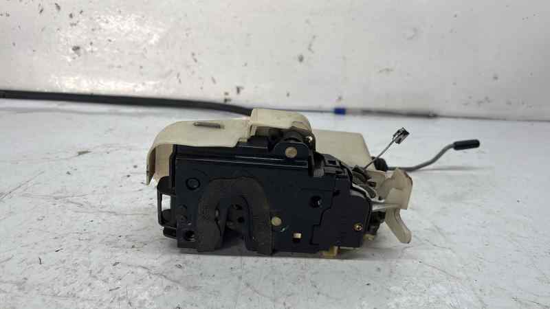 CERRADURA PUERTA DELANTERA IZQUIERDA 