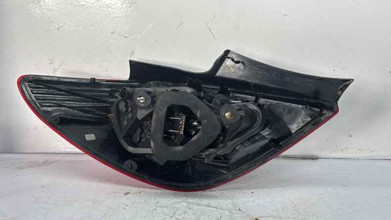 PILOTO TRASERO DERECHO