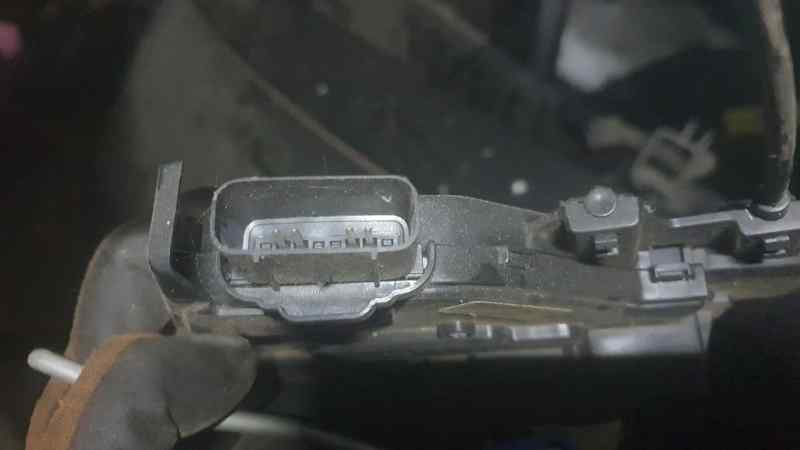 CERRADURA PUERTA DELANTERA DERECHA