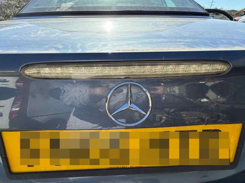 LUZ CENTRAL DE FRENO