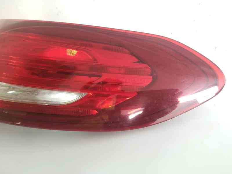 PILOTO TRASERO DERECHO