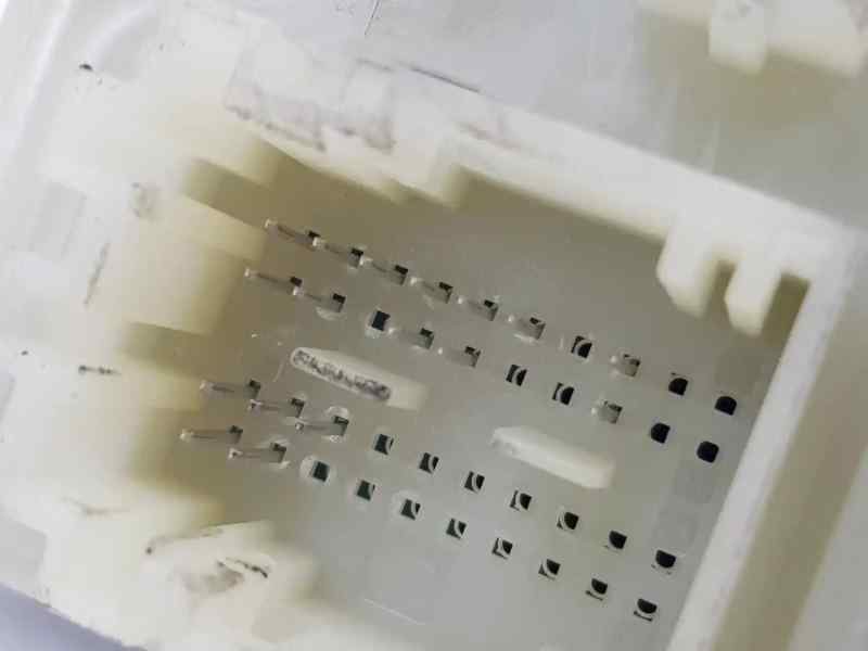 CONMUTADOR DE ARRANQUE