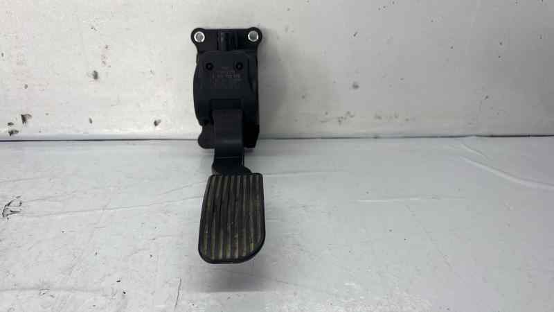 PEDAL ACELERADOR