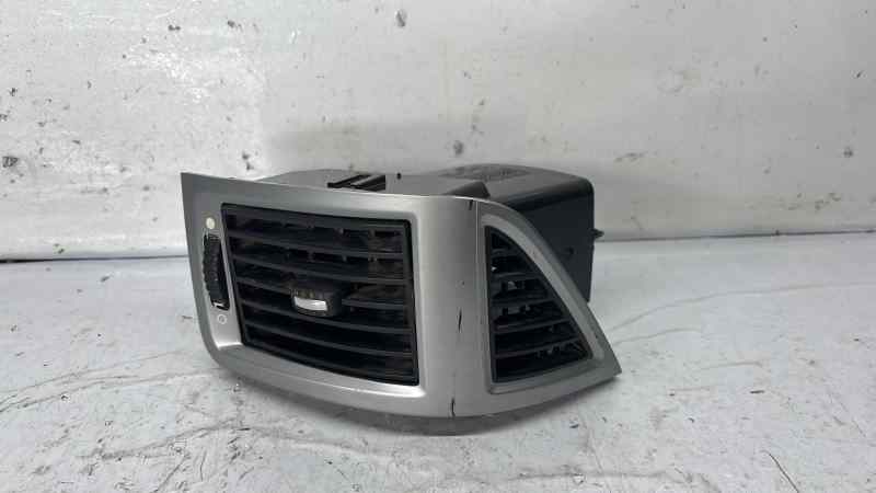 REJILLA PARAGOLPES IZQUIERDA