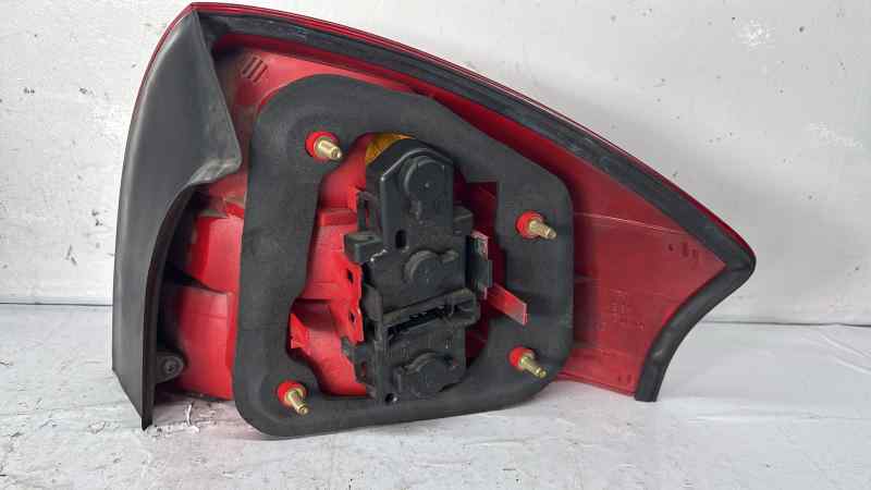 4B5945095 PILOTO TRASERO IZQUIERDO AUDI A6 BERLINA (4B2)