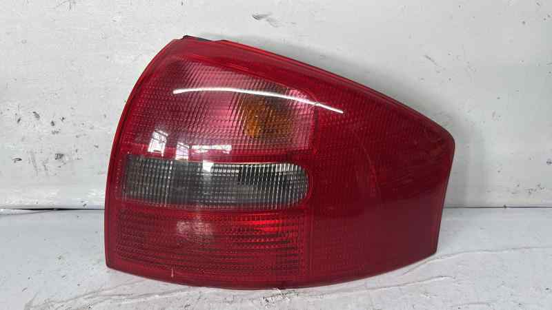 PILOTO TRASERO DERECHO