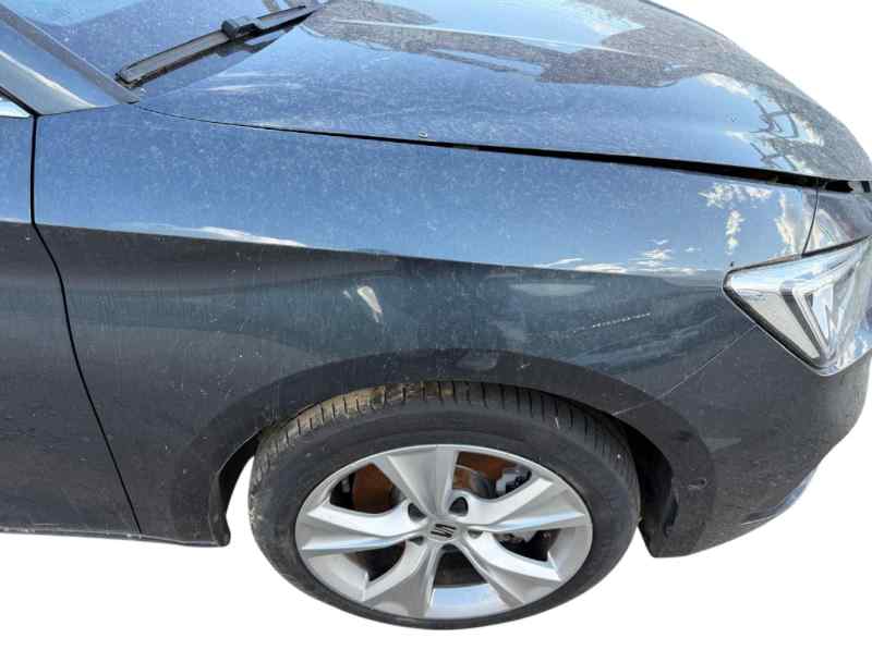 ALETA DELANTERA DERECHA