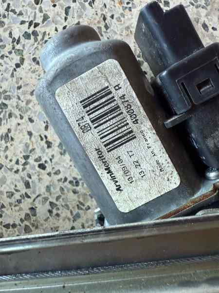 ELEVALUNAS DELANTERO IZQUIERDO