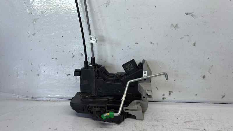 CERRADURA PUERTA TRASERA IZQUIERDA 