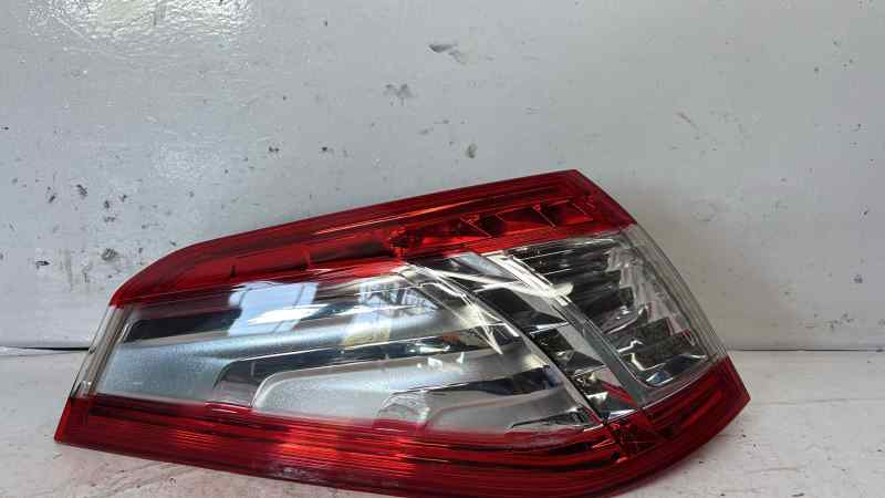 PILOTO TRASERO IZQUIERDO