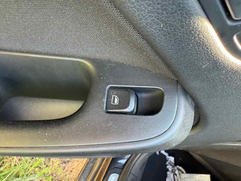 MANDO ELEVALUNAS TRASERO IZQUIERDO