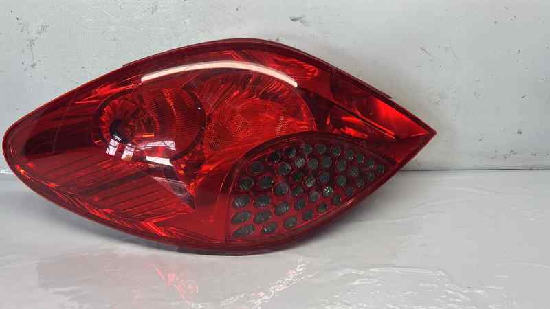 PILOTO TRASERO IZQUIERDO