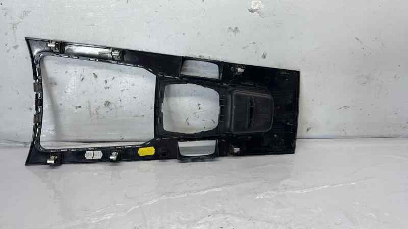 9686453077 CONSOLA CENTRAL PEUGEOT 508