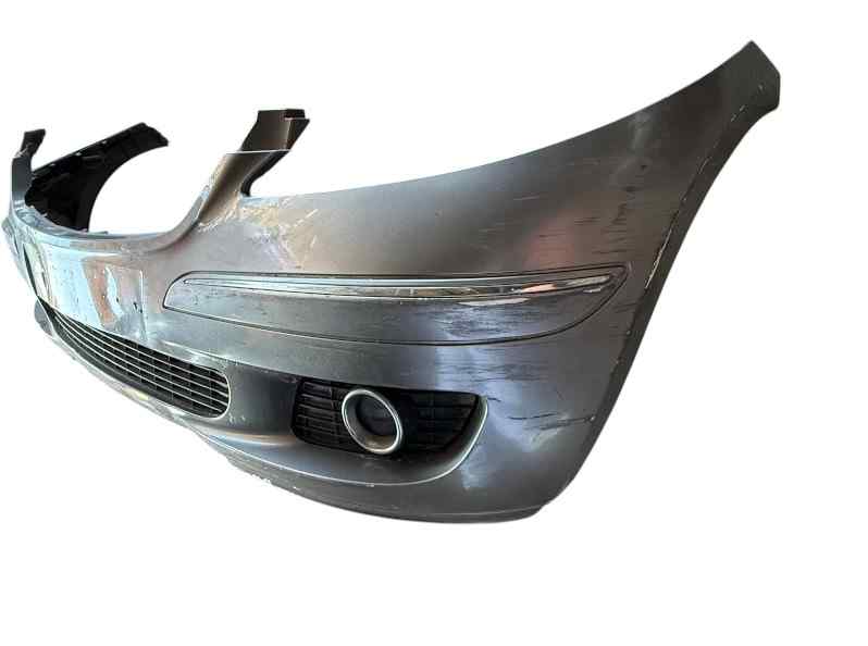 PARAGOLPES DELANTERO