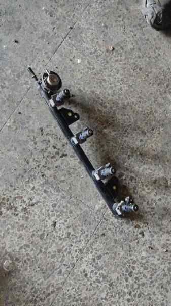 C13LSEZ3030405A RAMPA INYECTORA FORD FIESTA (CBK)