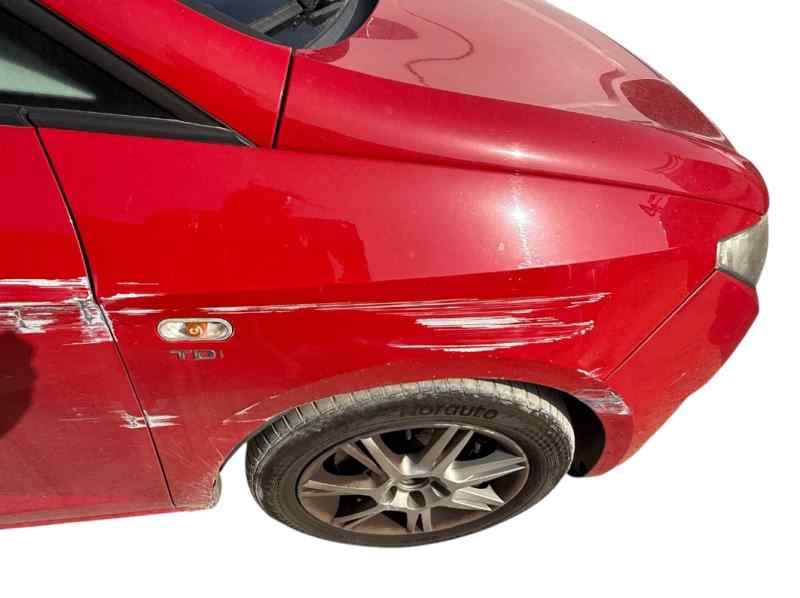 ALETA DELANTERA DERECHA