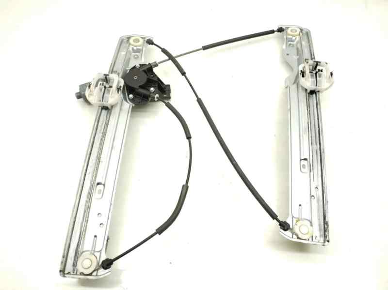 ELEVALUNAS DELANTERO IZQUIERDO