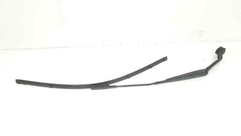 BRAZO LIMPIA DELANTERO DERECHO