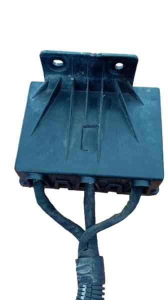 CAJA RELES / FUSIBLES