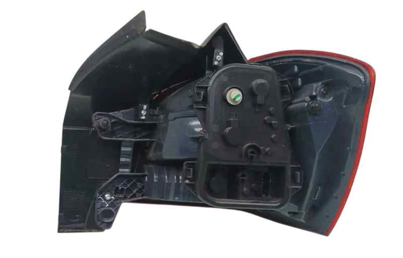 PILOTO TRASERO IZQUIERDO