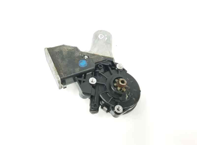 MOTOR ELEVALUNAS DELANTERO IZQUIERDO