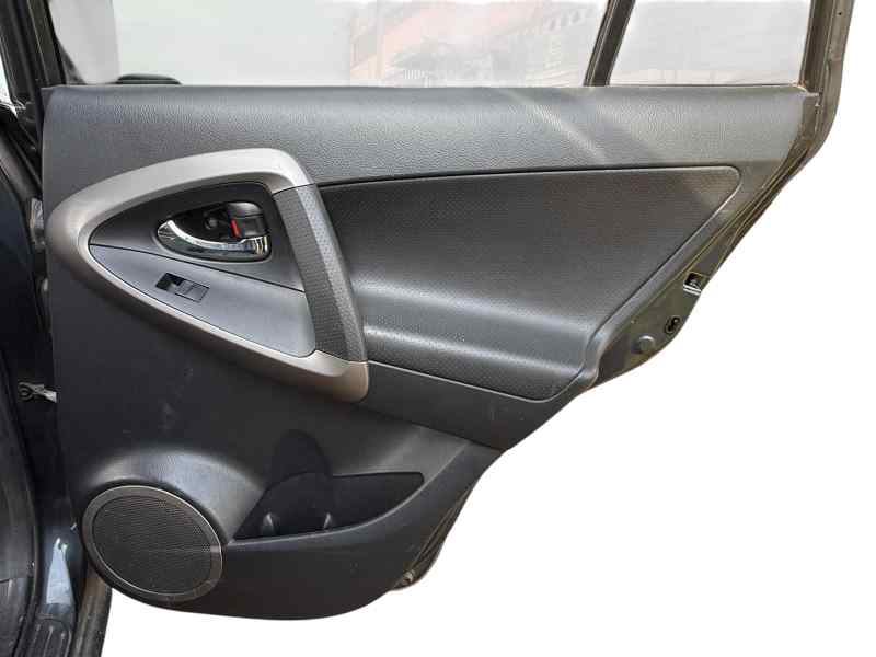 GUARNECIDO PUERTA TRASERA DERECHA