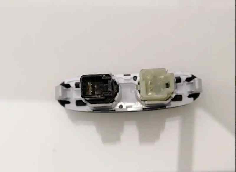 PANTALLA MULTIFUNCION