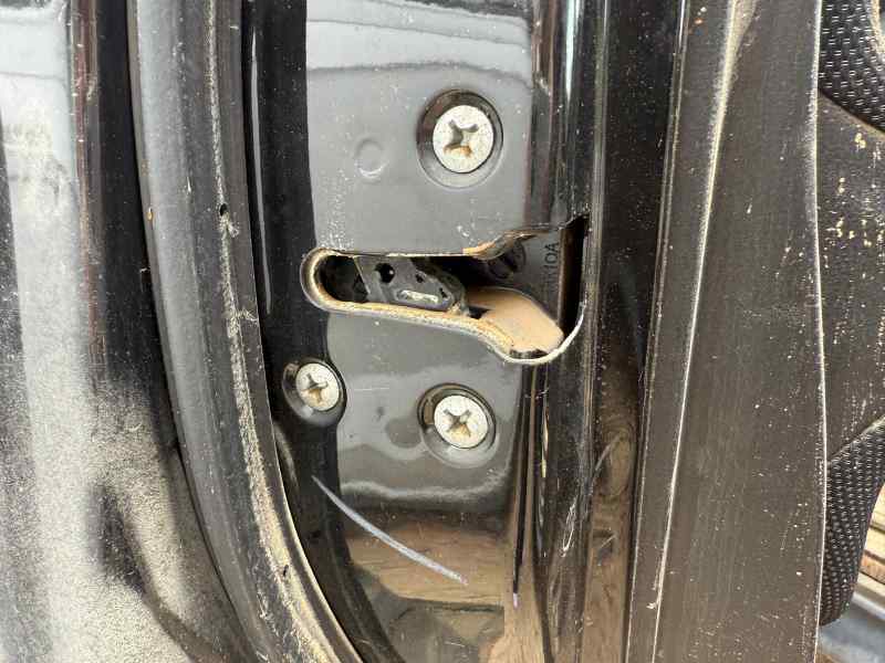 CERRADURA PUERTA DELANTERA IZQUIERDA 