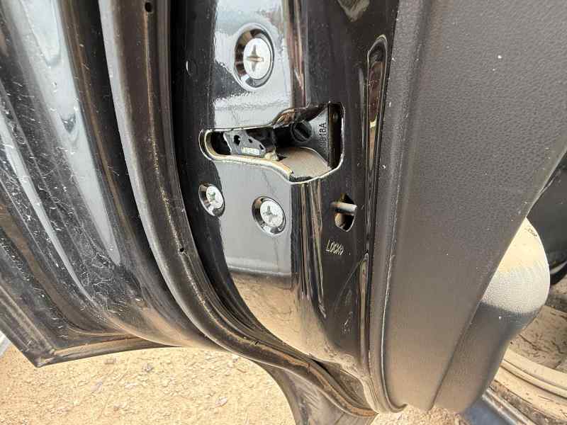 CERRADURA PUERTA TRASERA IZQUIERDA 