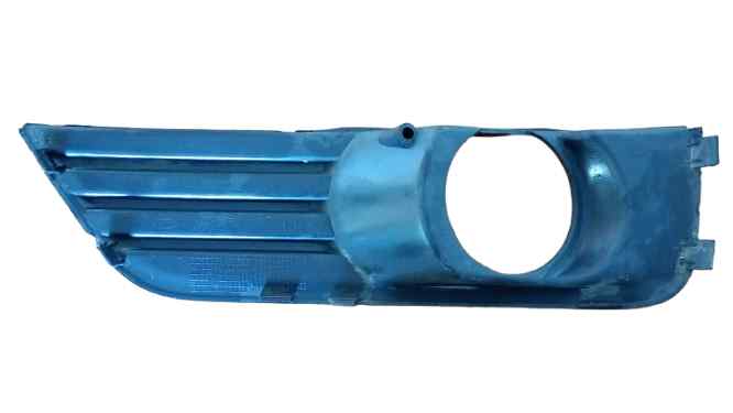 REJILLA PARAGOLPES DELANTERO