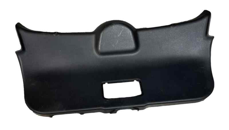 909011KB0A GUARNECIDO PORTON NISSAN JUKE (F15)