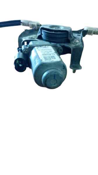 ELEVALUNAS DELANTERO DERECHO