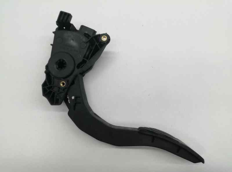 PEDAL ACELERADOR