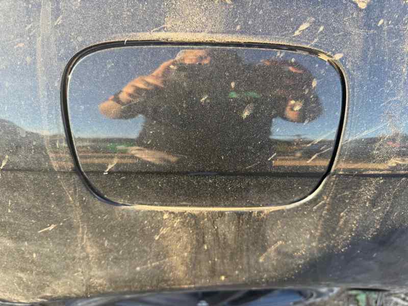 TAPA EXTERIOR COMBUSTIBLE