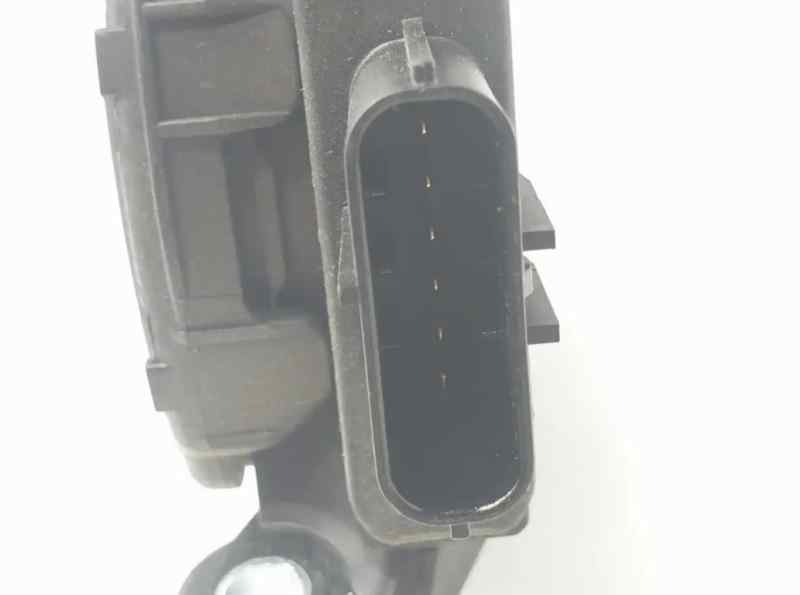 PEDAL ACELERADOR