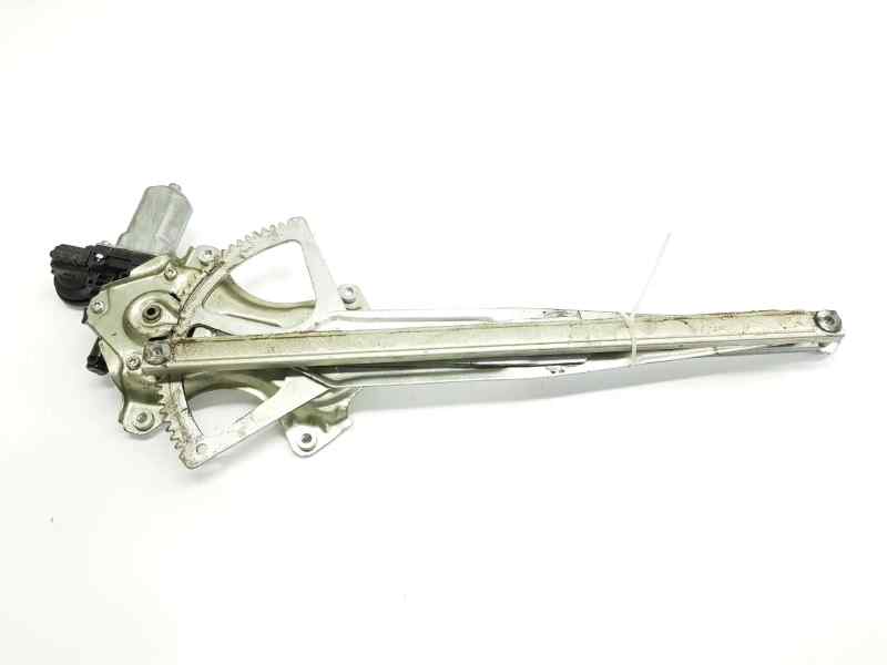 ELEVALUNAS DELANTERO IZQUIERDO