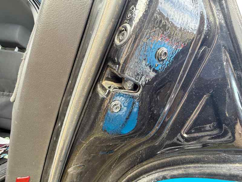 CERRADURA PUERTA TRASERA DERECHA 