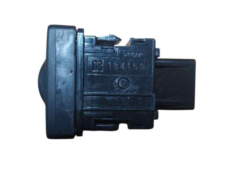 134159 MANDO LUCES TOYOTA PRIUS (NHW30)