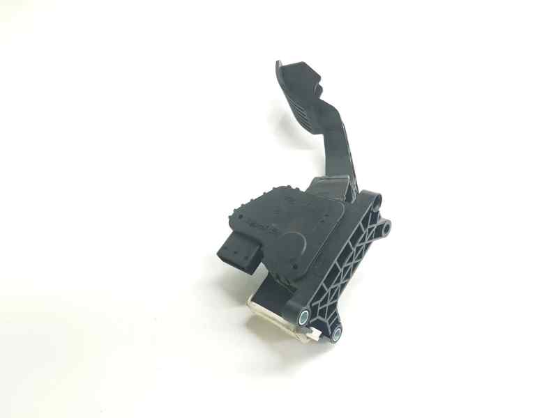 PEDAL ACELERADOR